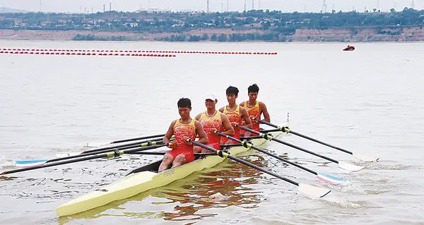 在宝鸡市王, 其中, 赛场上