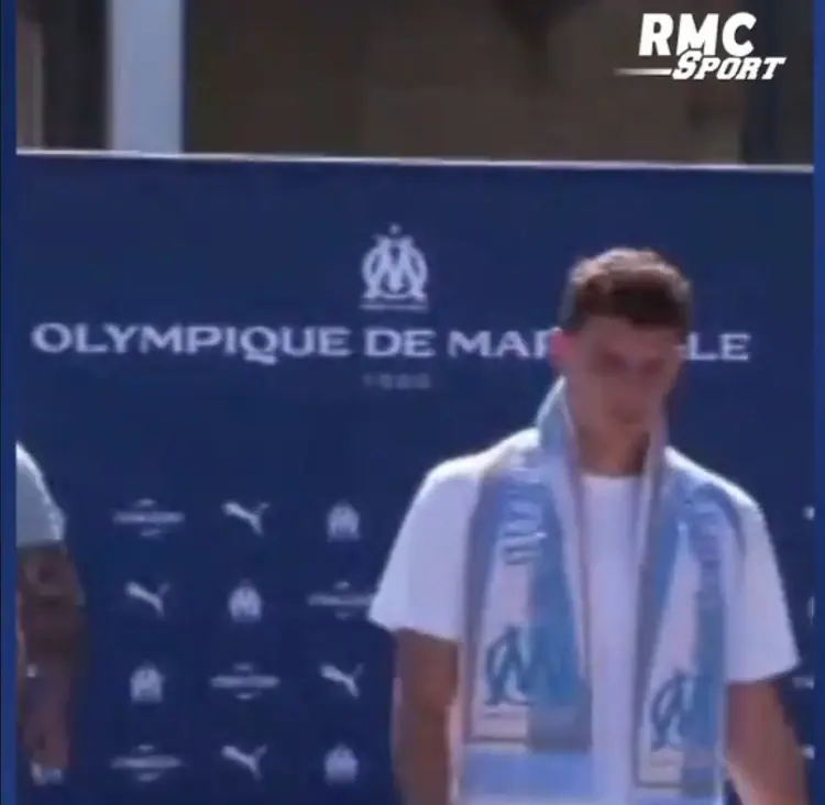 达马赛, 不等待法国, img