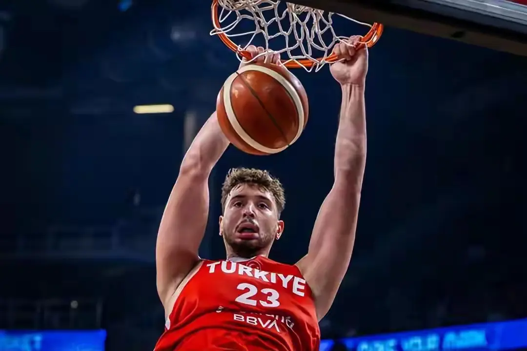 让不少篮球, 防到外线限