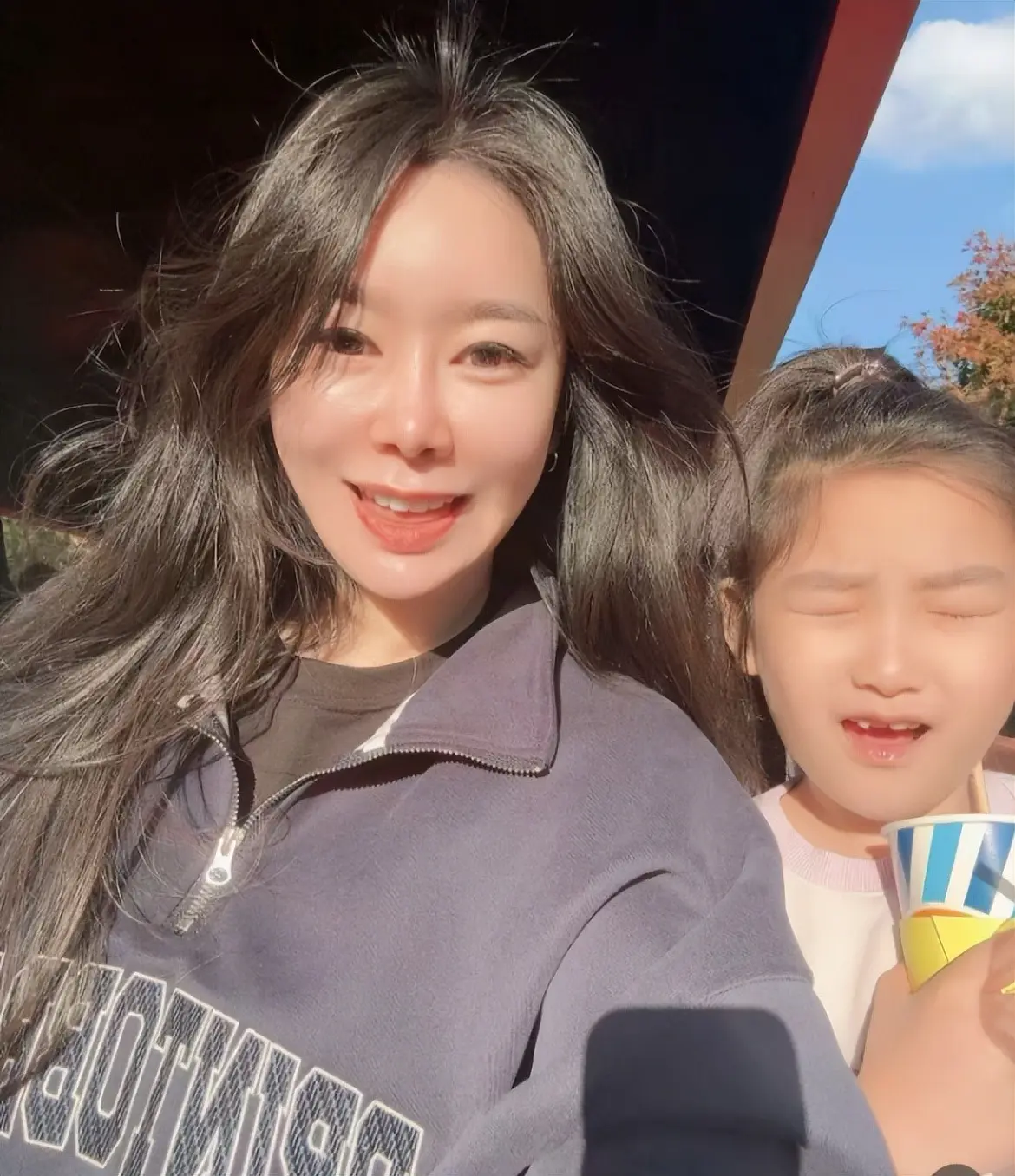 冠军, amp, 因为他不仅